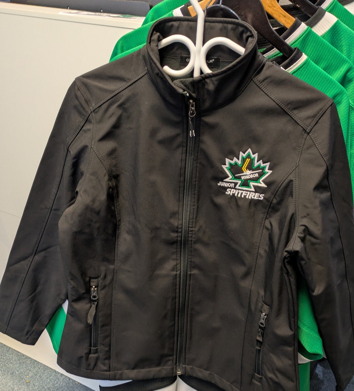 SOFTSHELL JACKET - ADULT L